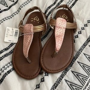 Justice sandals